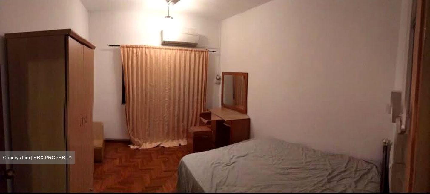 Paya Lebar Gardens (D19), Terrace #565804031
